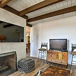 Scottsdale Condo With Pool And Lake About 3 Mi To Old Town
