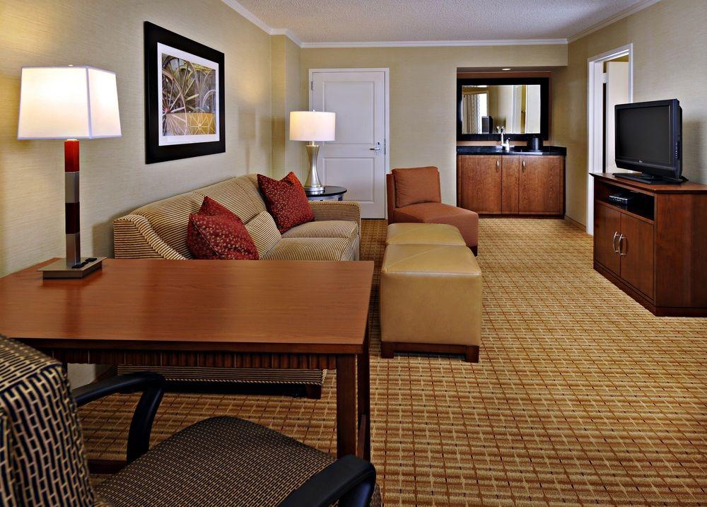 Hotel Marriott Old Town 3*
