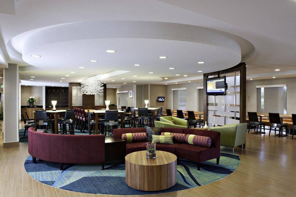 Springhill North Hotel 3*