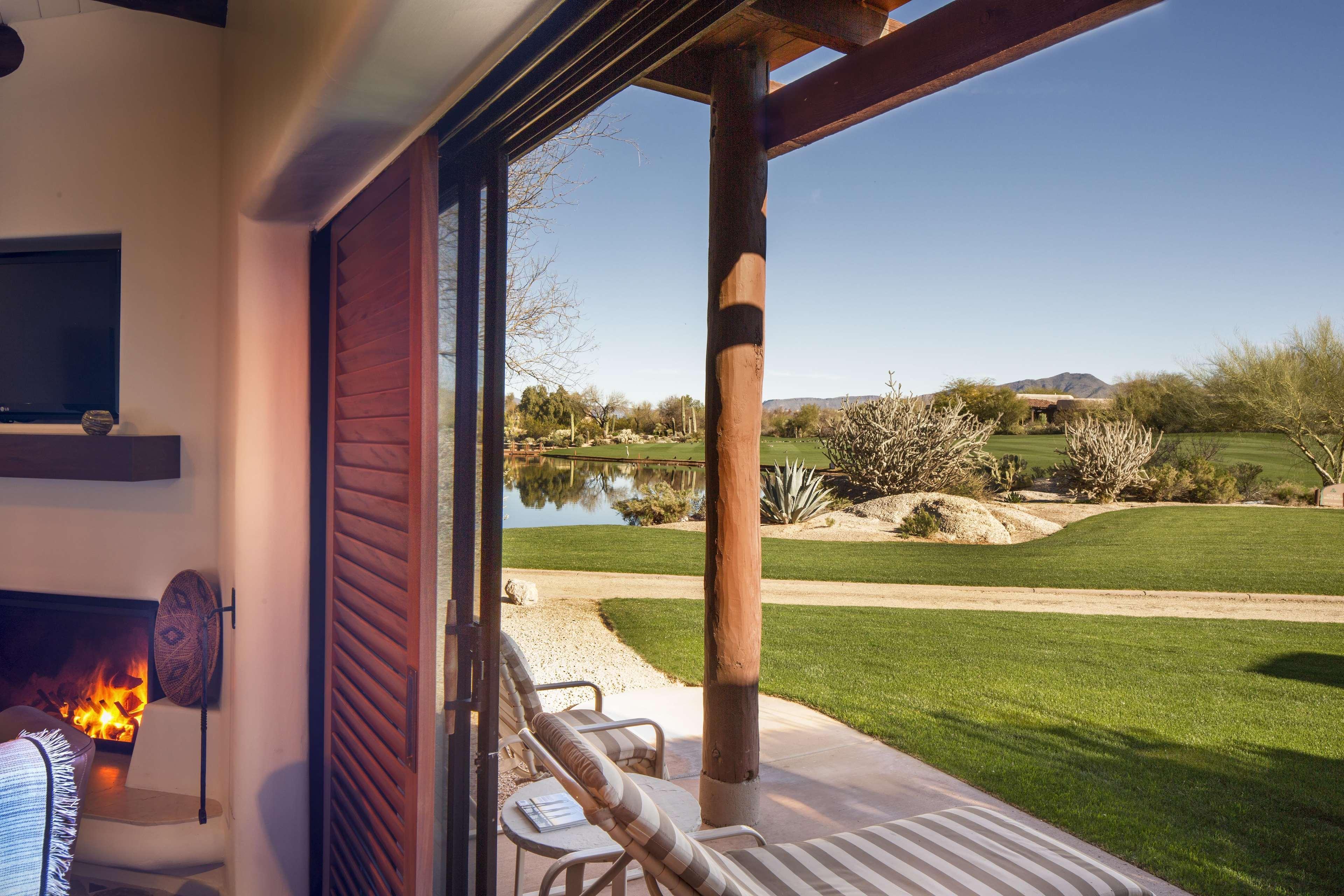 Boulders & Scottsdale, Curio Collection By Hilton Resort 4*