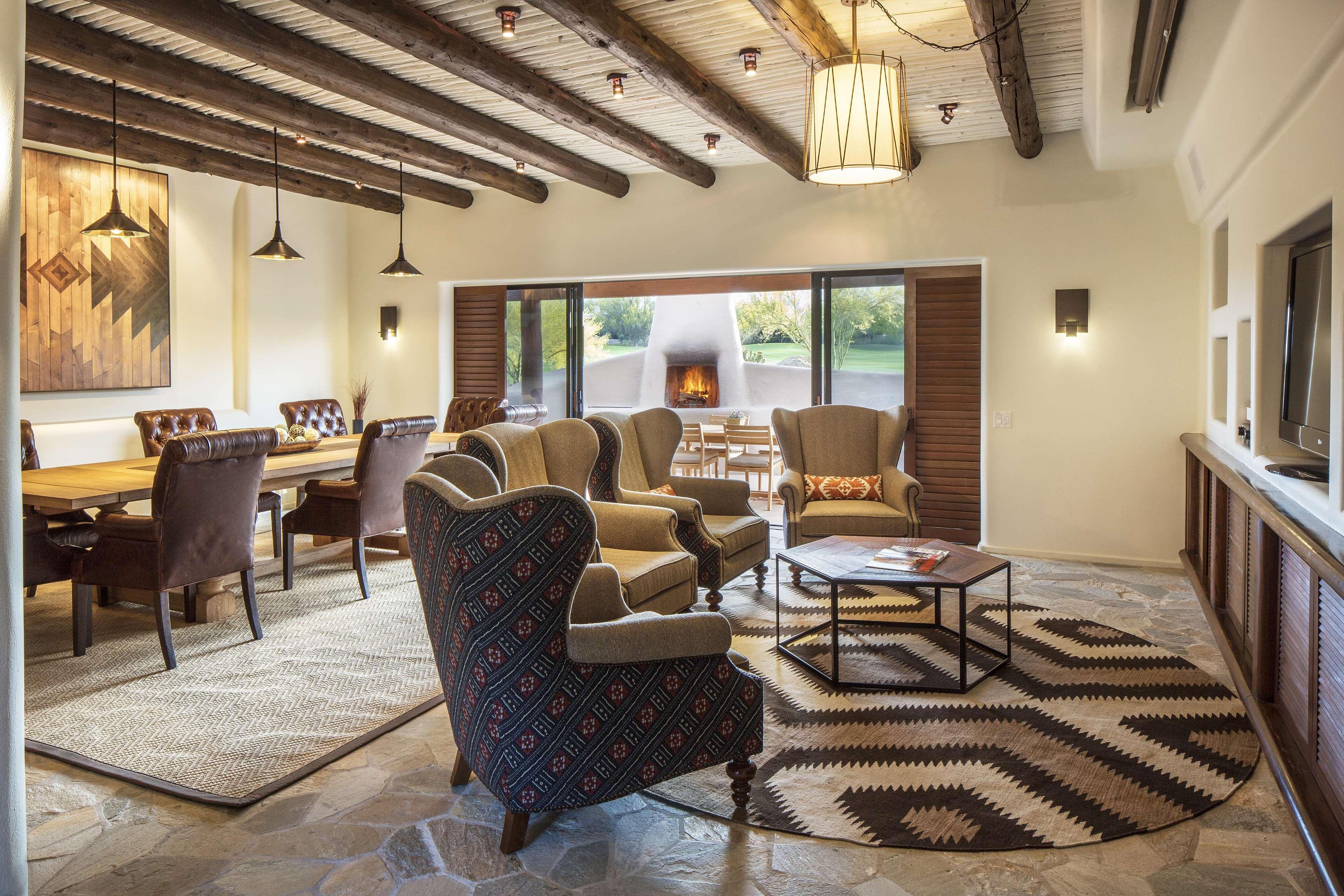 Boulders & Scottsdale, Curio Collection By Hilton Resort 4*