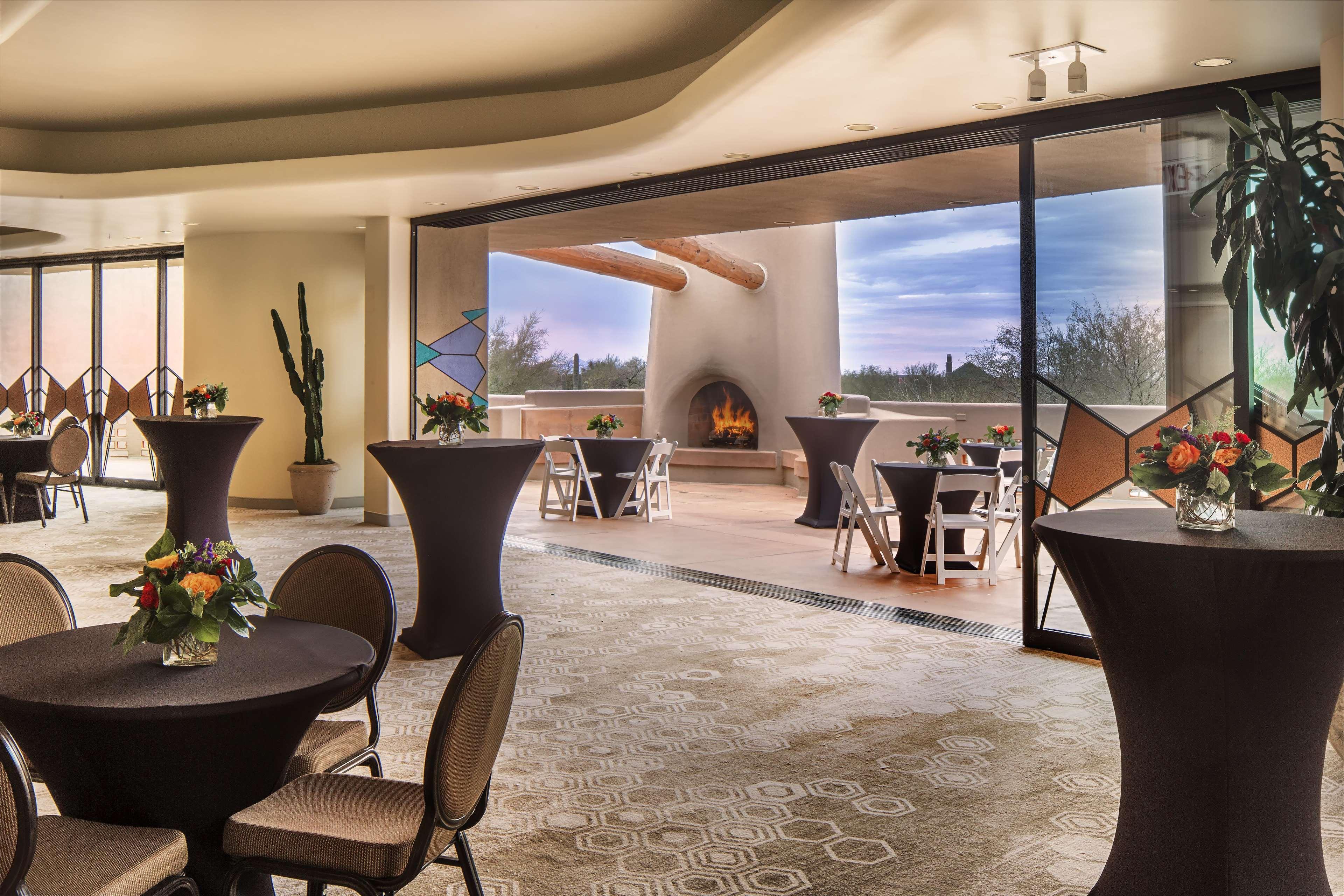 Resort Boulders & Scottsdale, Curio Collection By Hilton 4*