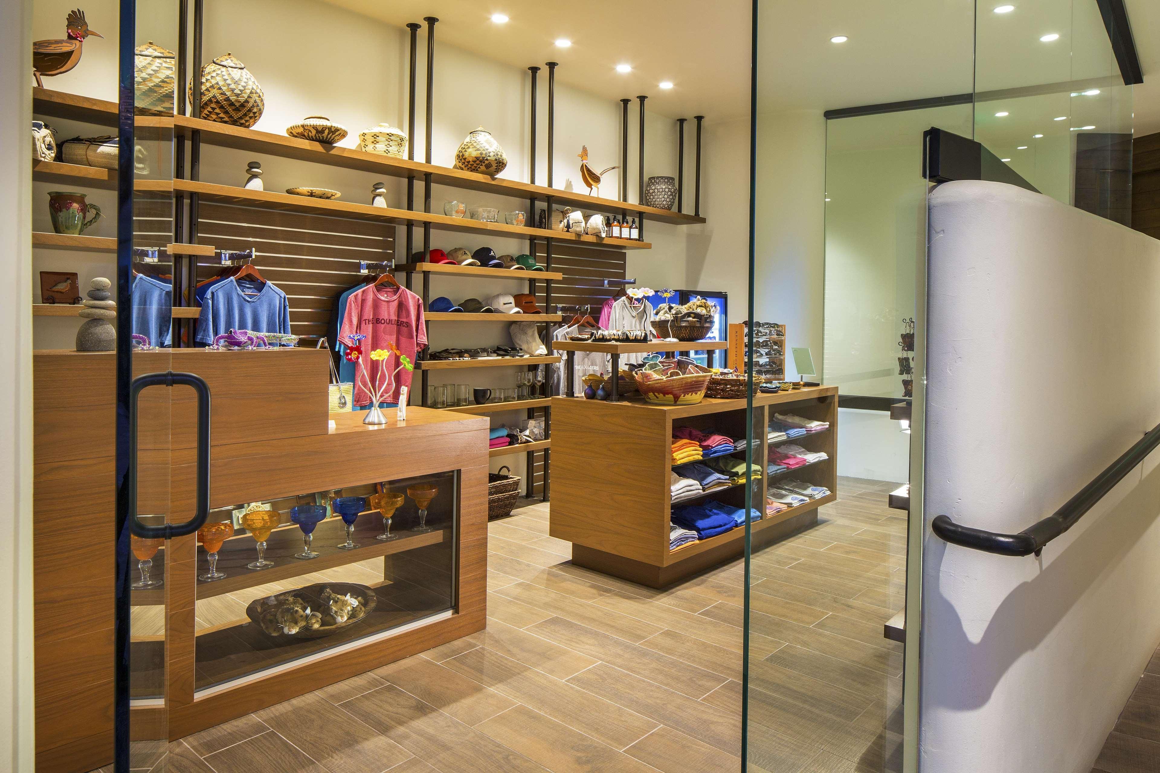 Boulders & Scottsdale, Curio Collection By Hilton