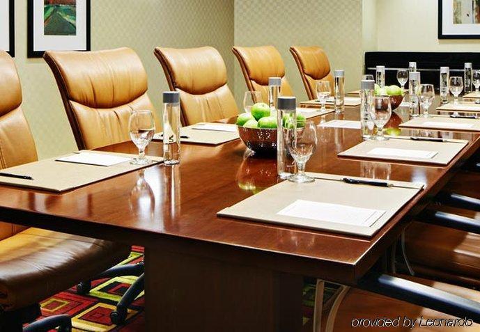 Marriott Old Town Hotel 3*