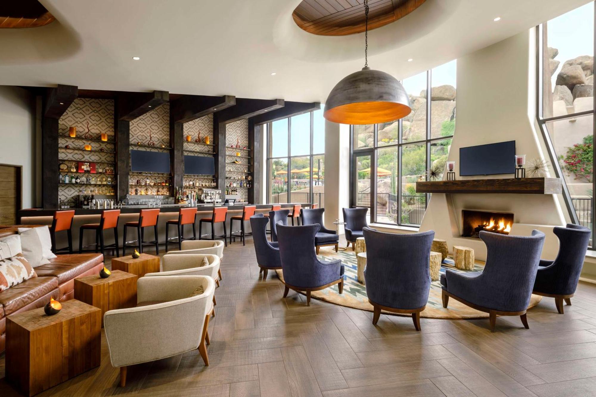 Boulders & Scottsdale, Curio Collection By Hilton 4*