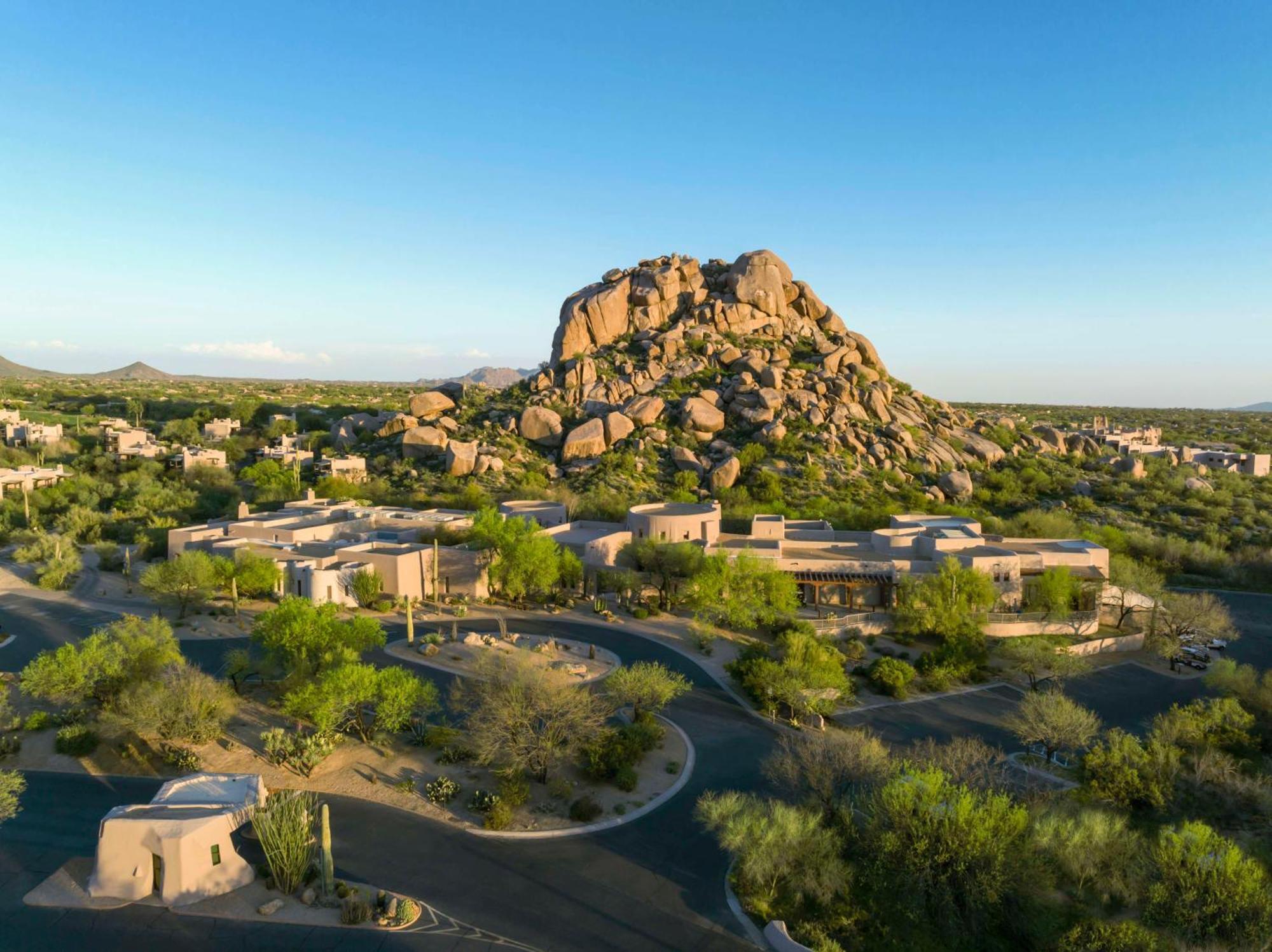 Resort Boulders & Scottsdale, Curio Collection By Hilton 4*