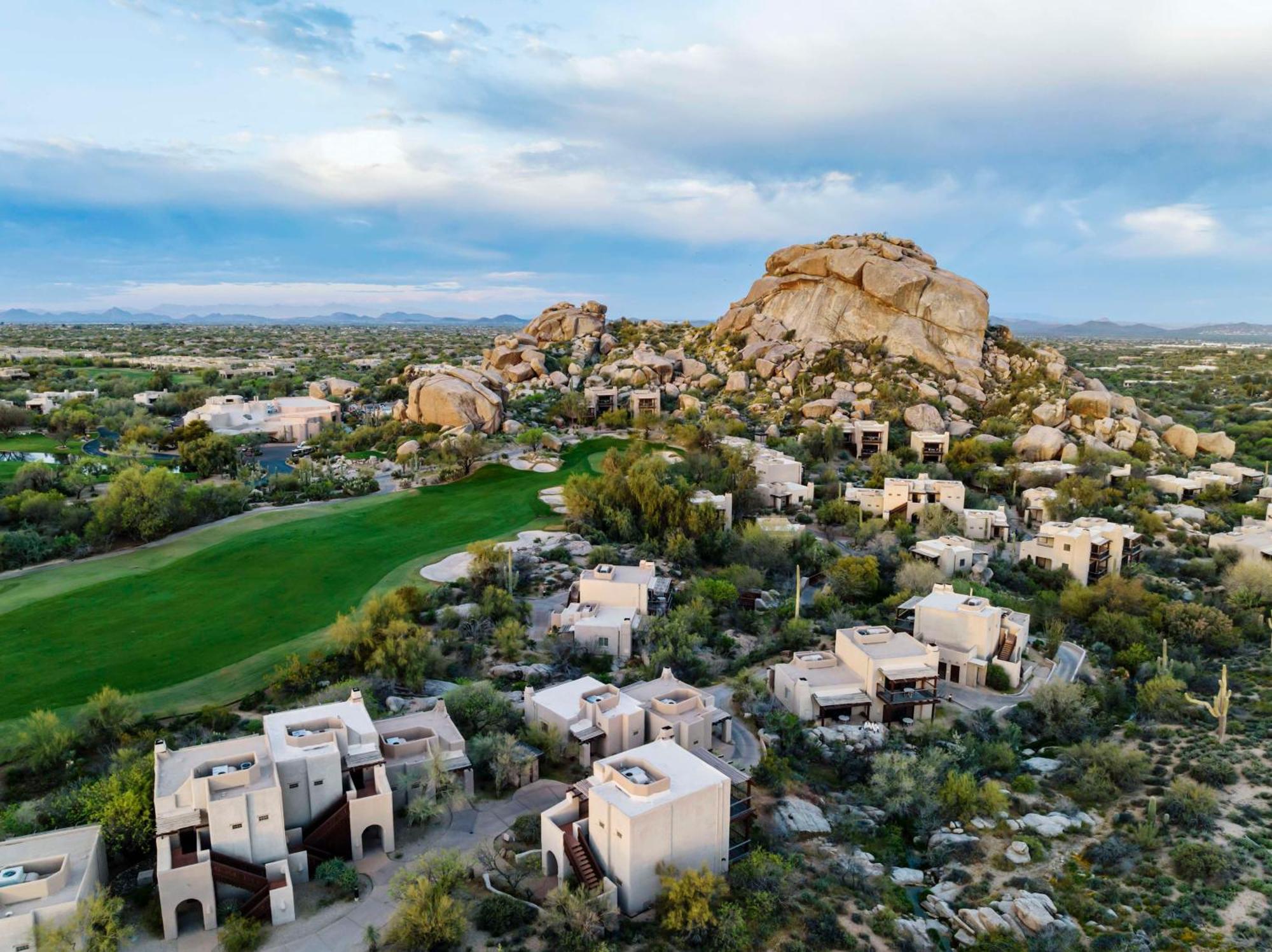 Boulders & Scottsdale, Curio Collection By Hilton 4*