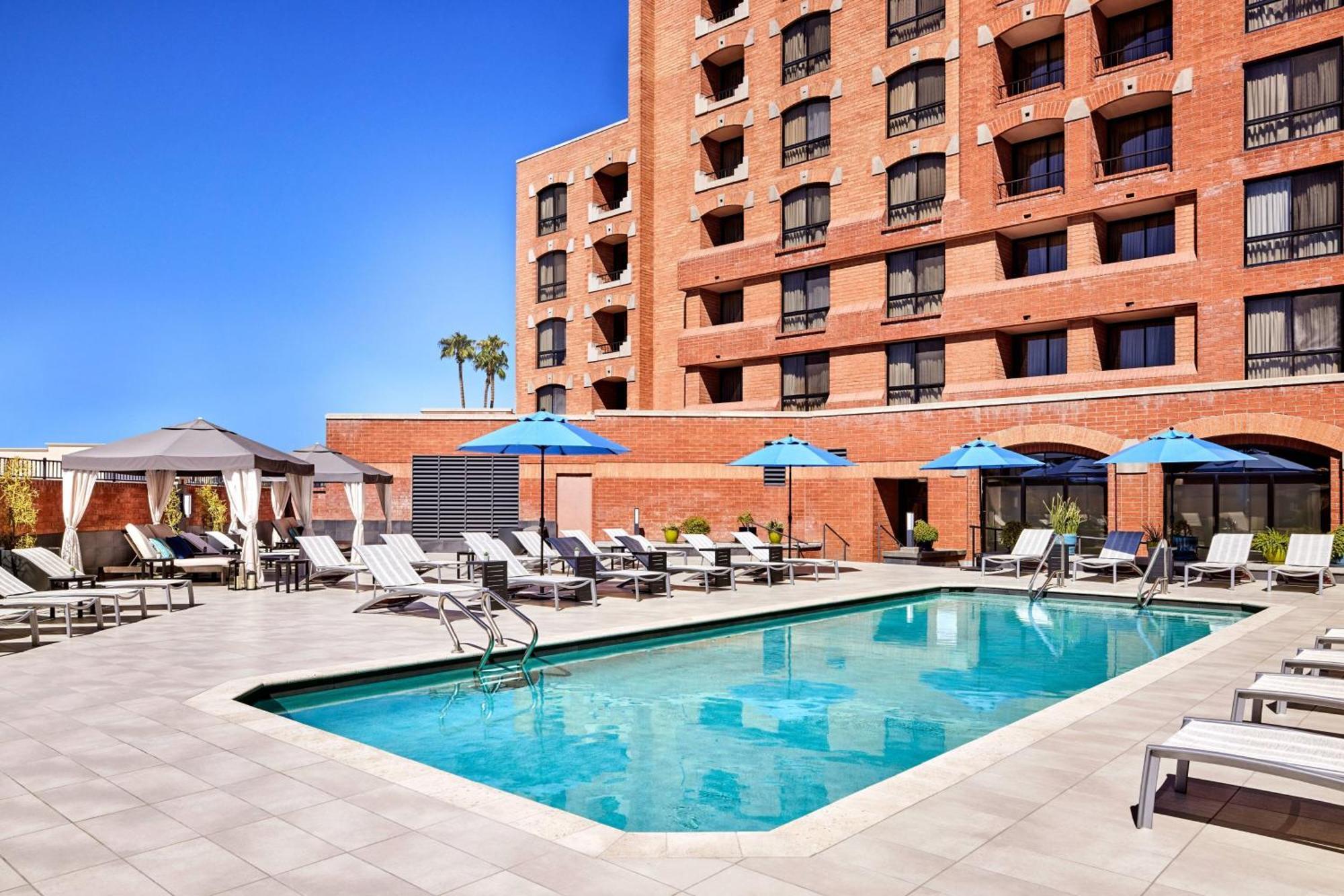 Marriott Old Town Hotel