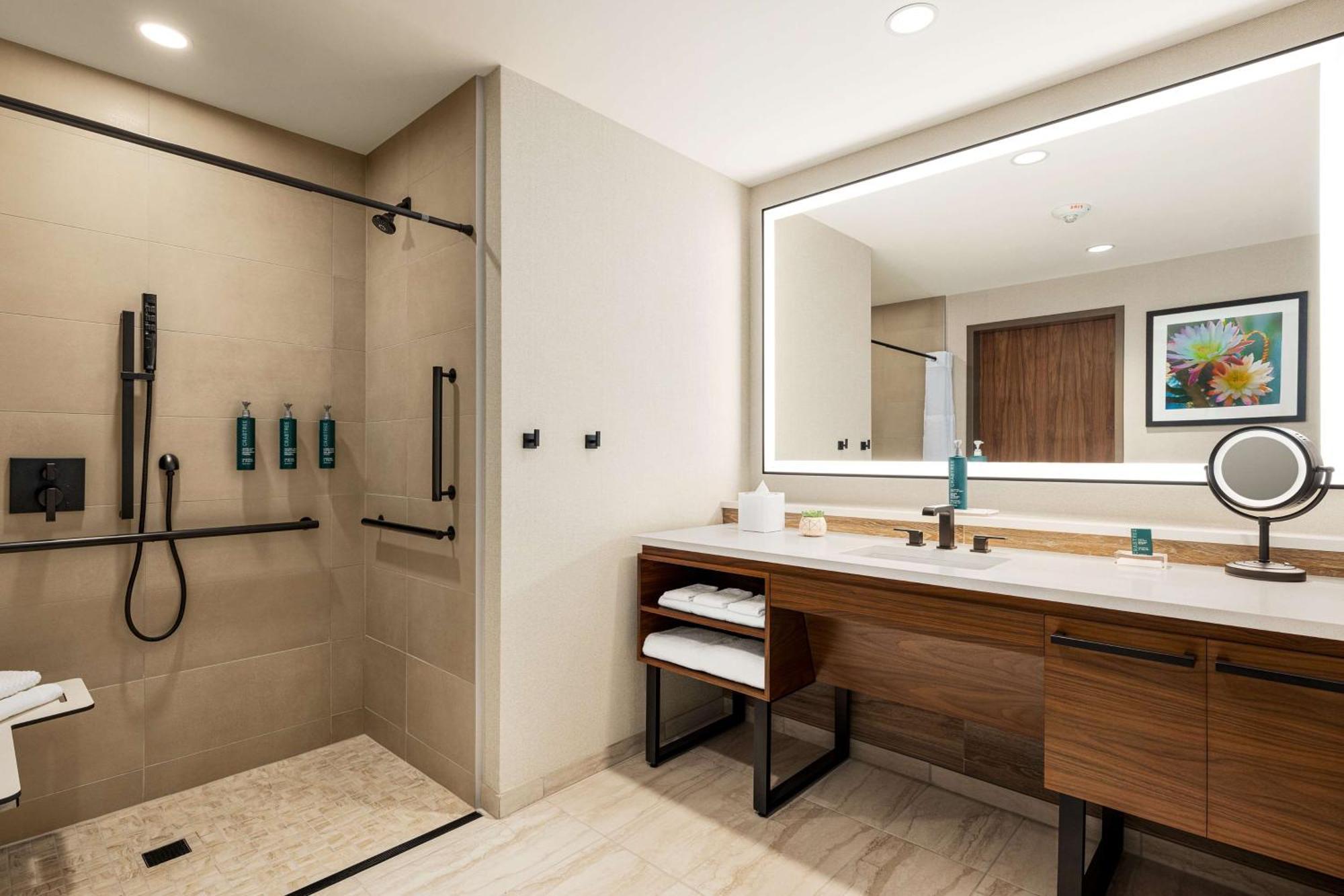 Hotel Hilton North At Cavasson 4*