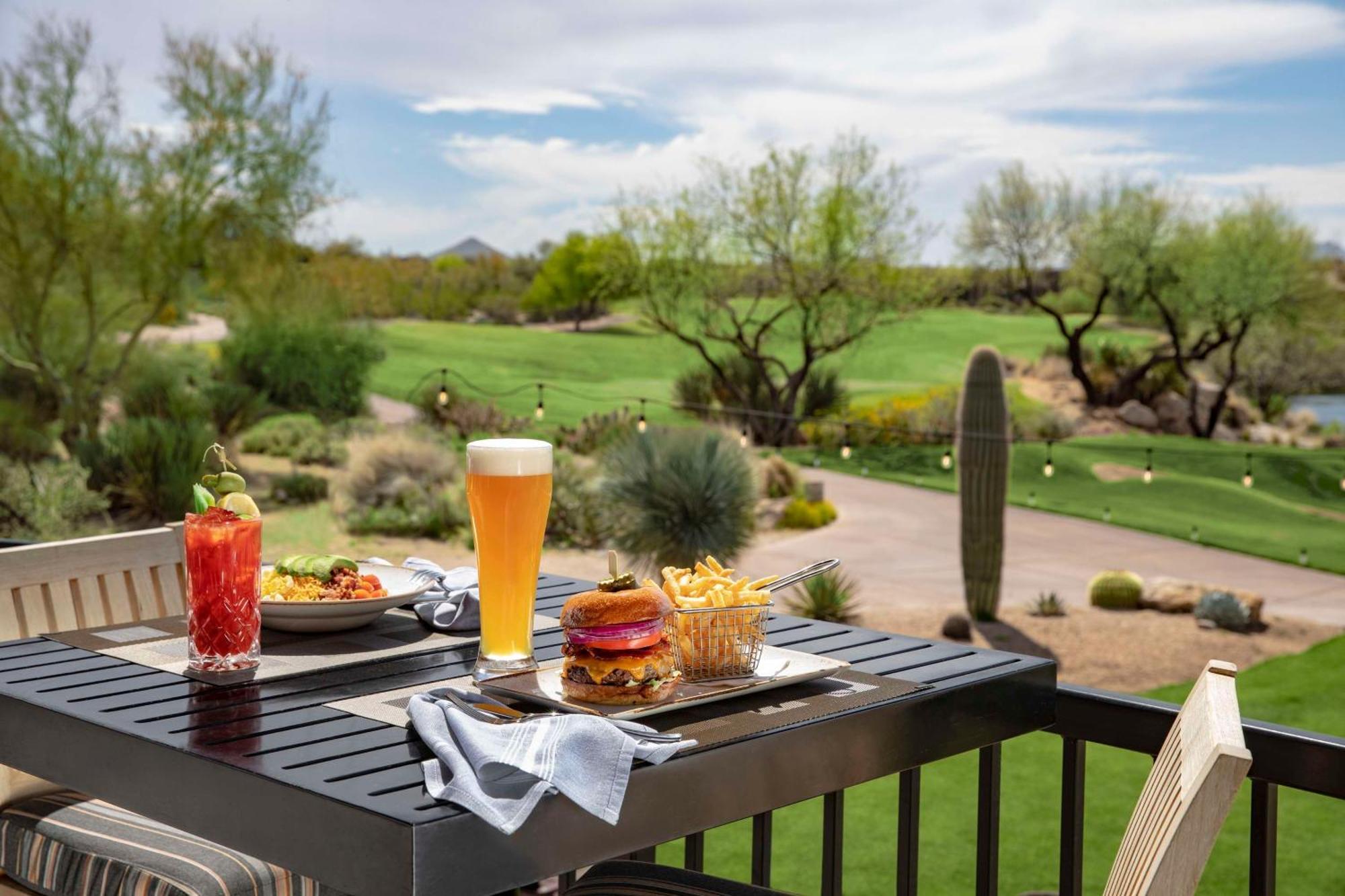 Resort Boulders & Scottsdale, Curio Collection By Hilton 4*