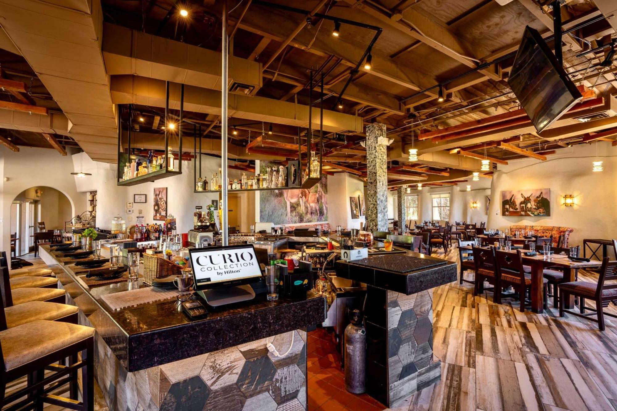Resort Boulders & Scottsdale, Curio Collection By Hilton Scottsdale