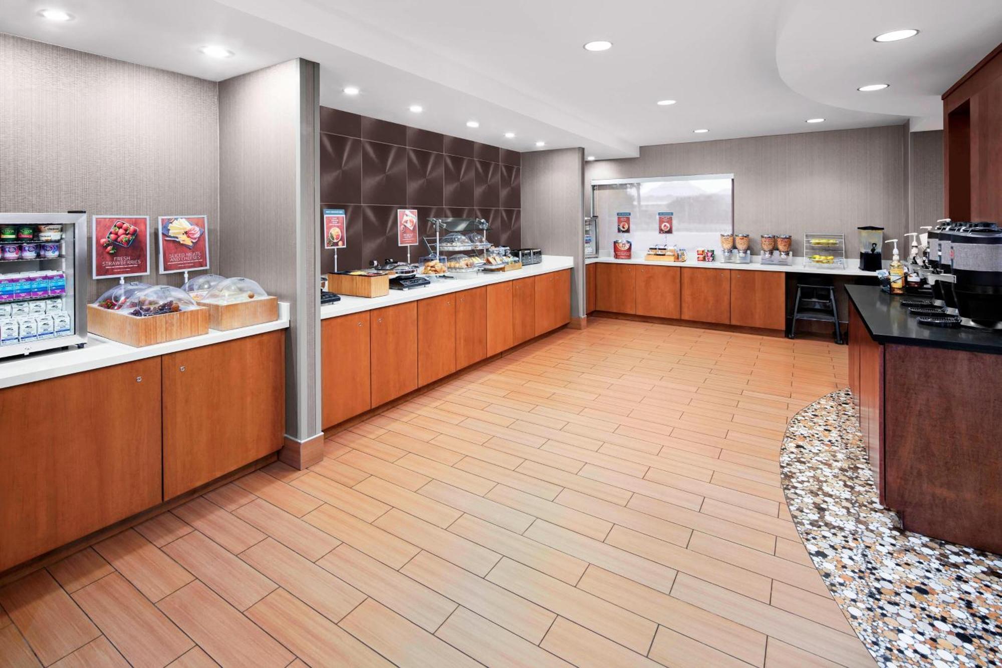Hotel Springhill North 3*