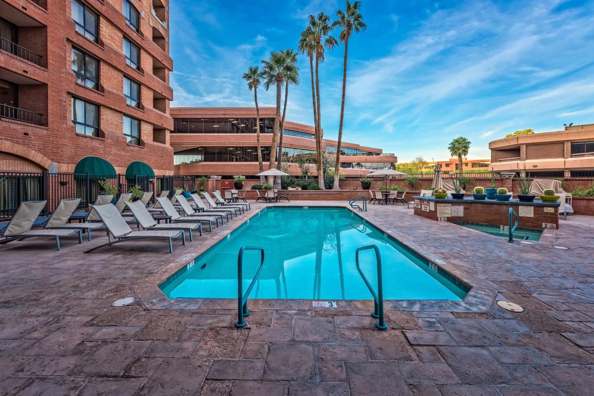 Marriott Old Town Hotel