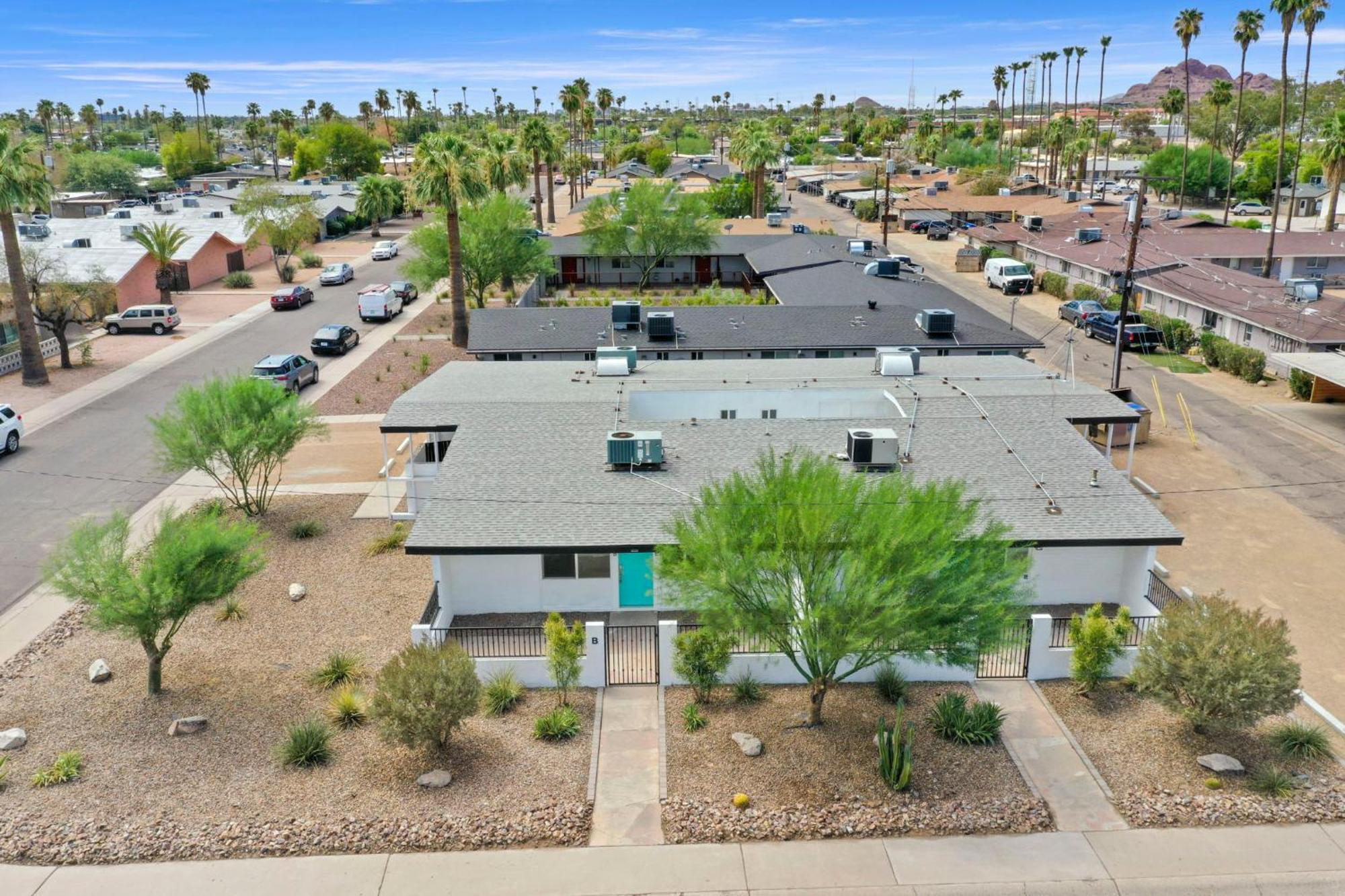 Brand New W Parking Blocks From Oldtown- 2b * Scottsdale