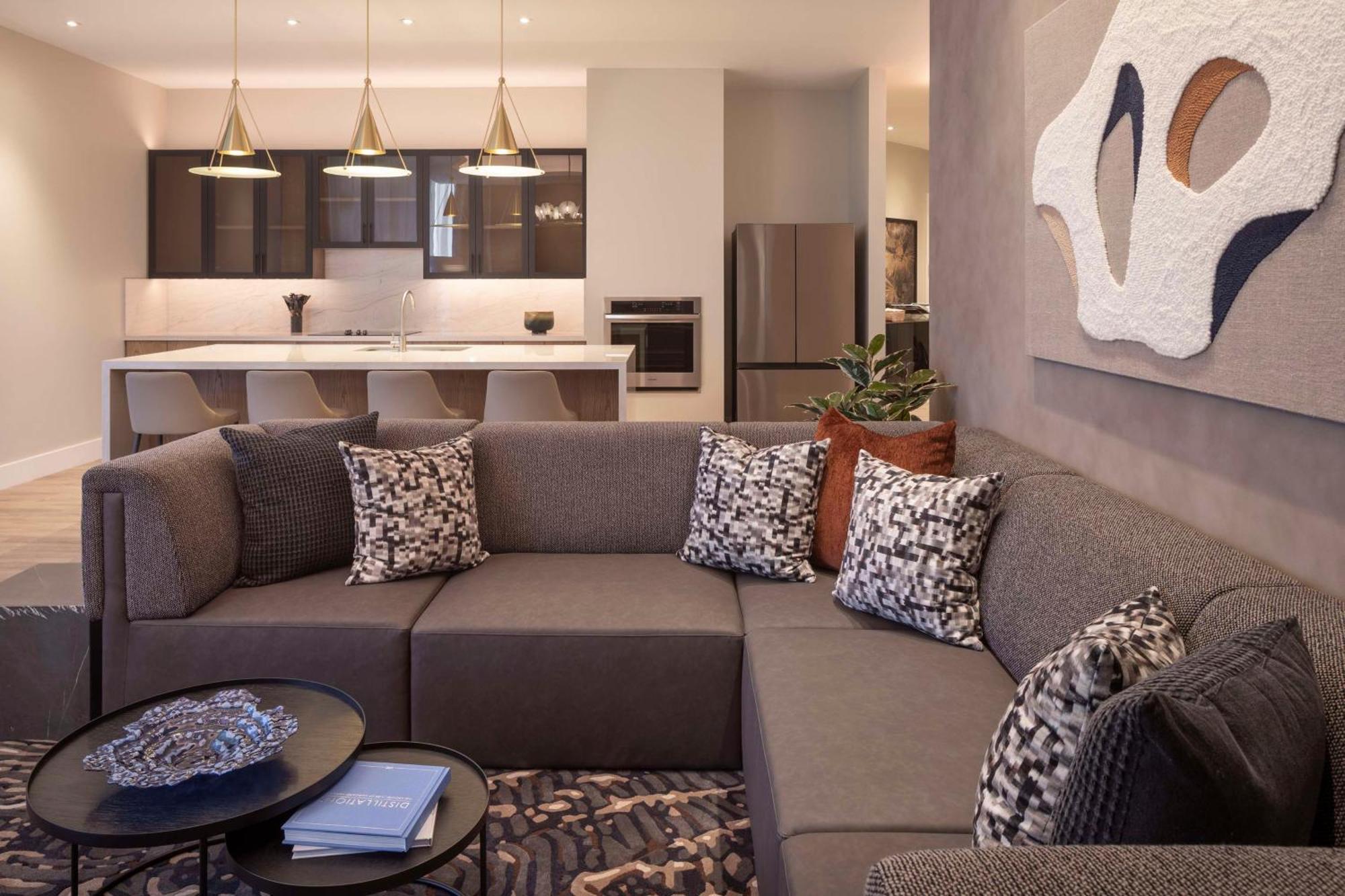 Caesars Republic Scottsdale, A Hilton 4*