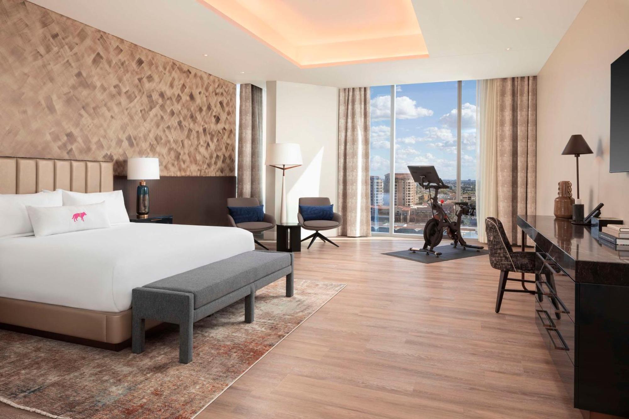 Caesars Republic Scottsdale, A Hilton Hotel