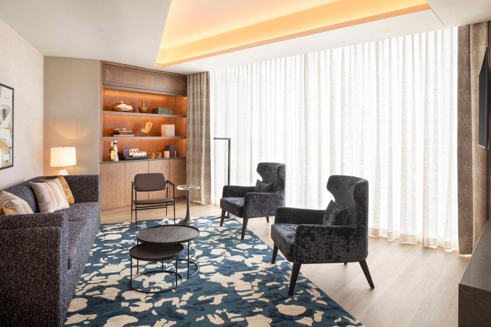 Caesars Republic Scottsdale, A Hilton Hotel