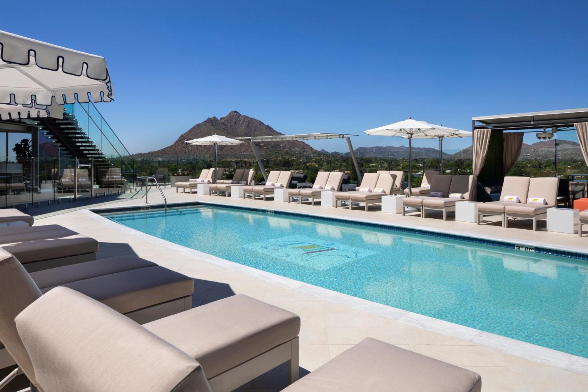 Hotel Caesars Republic Scottsdale, A Hilton Scottsdale