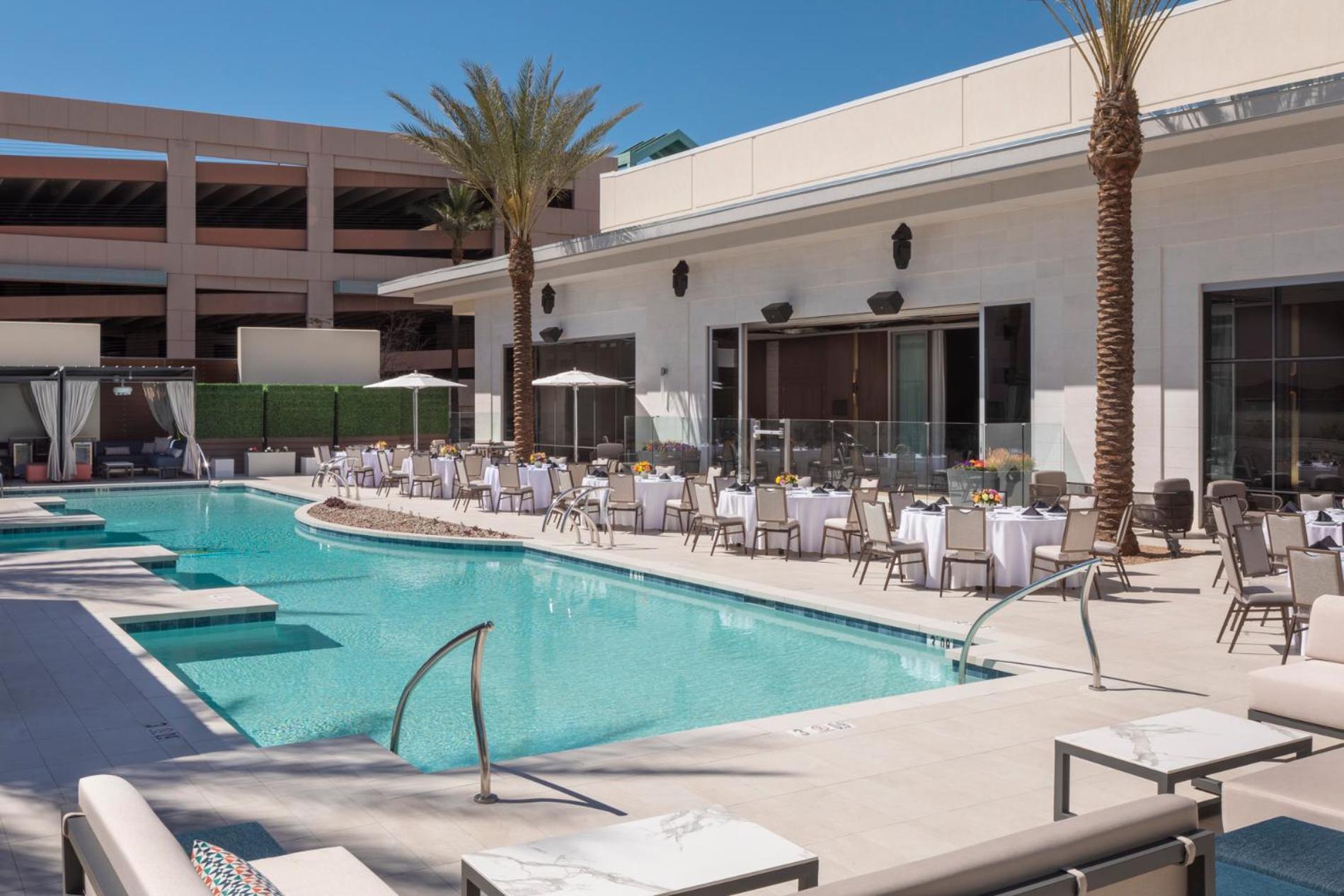 Caesars Republic Scottsdale, A Hilton