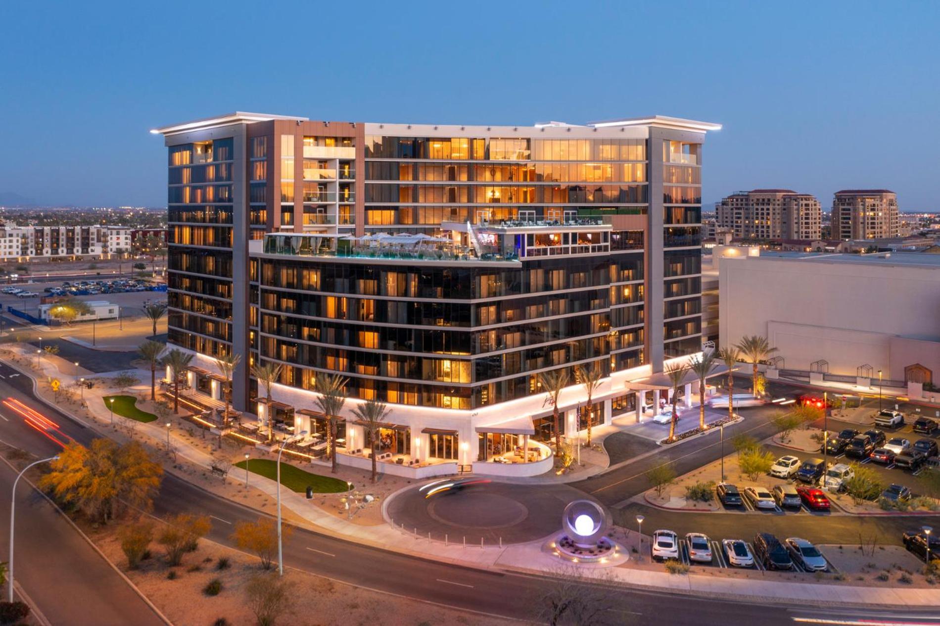 Caesars Republic Scottsdale, A Hilton Hotel Scottsdale