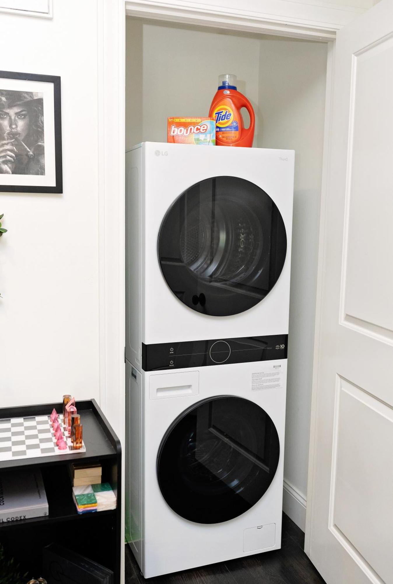 Apartment Chic 3br Escape Steps From Old Town Bars Free Parking *