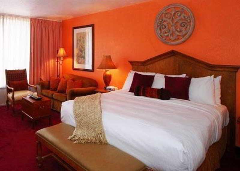 Adeline, Scottsdale, A Tribute Portfolio 4*