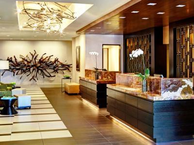 Marriott Old Town Hotel 3*