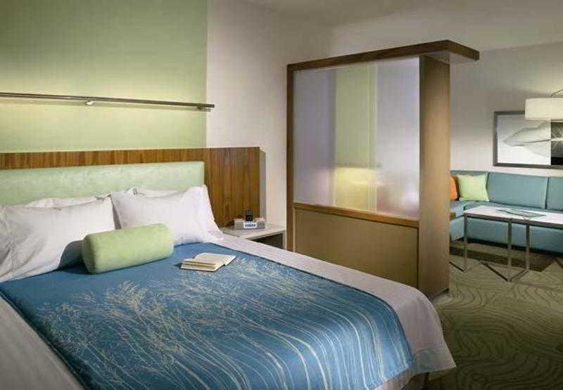 Hotel Springhill North 3*