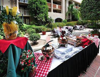 Embassy By Hilton Resort Scottsdale