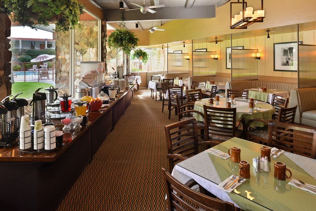 Western Papago & Hotel 3*