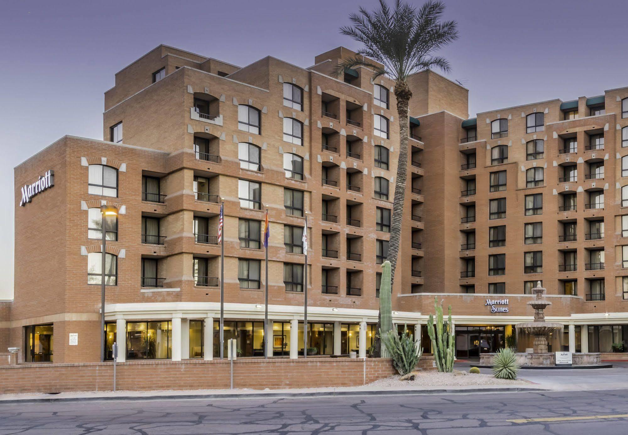 Hotel Marriott Old Town 3*