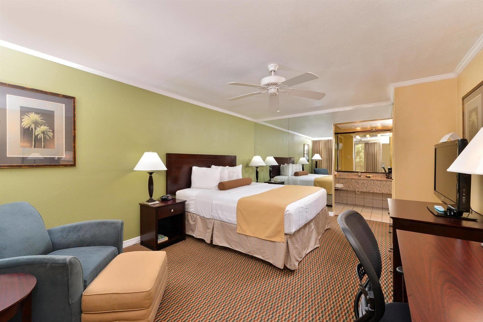 Western Papago & 3* Scottsdale