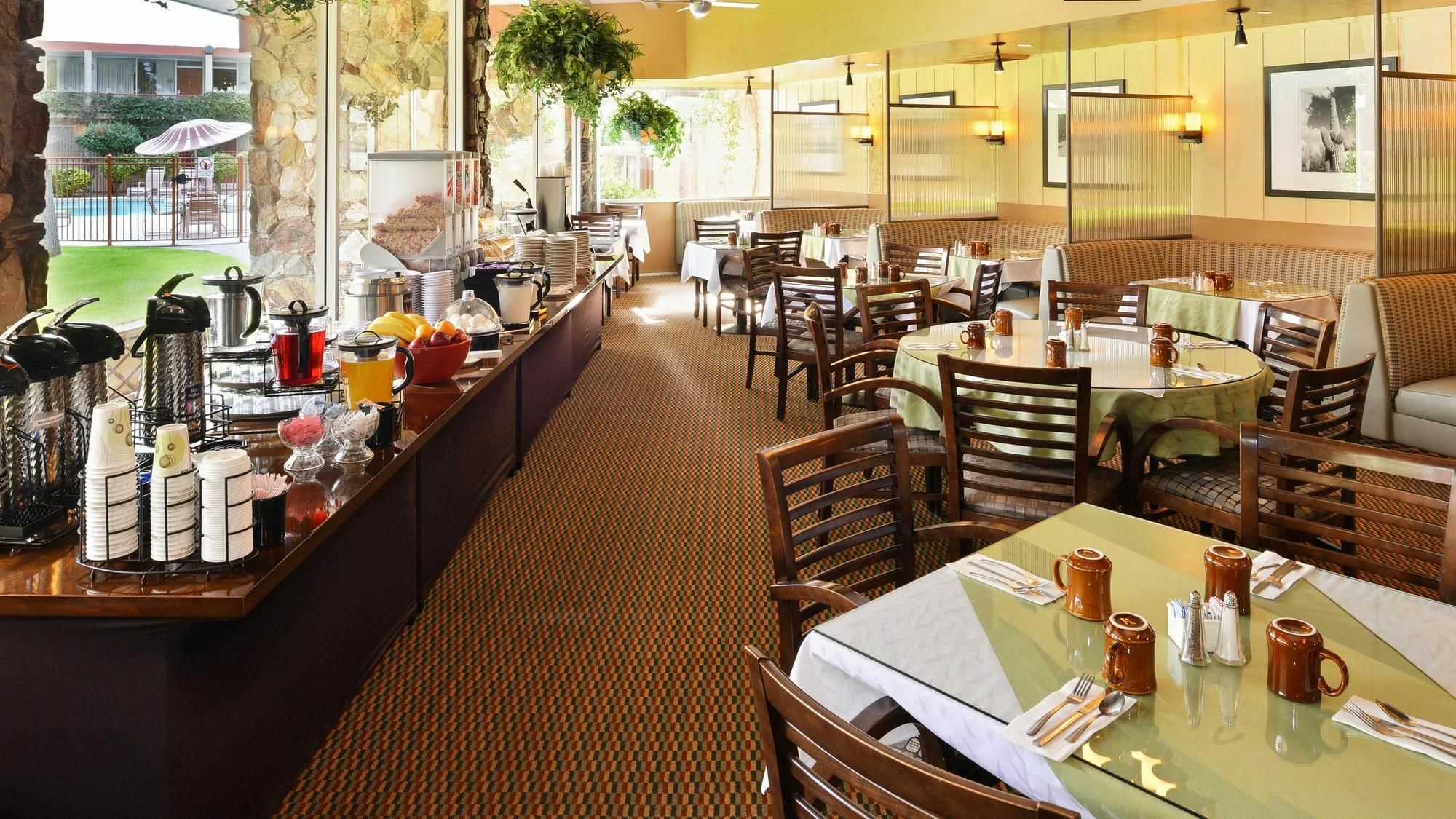 Western Papago & Hotel Scottsdale