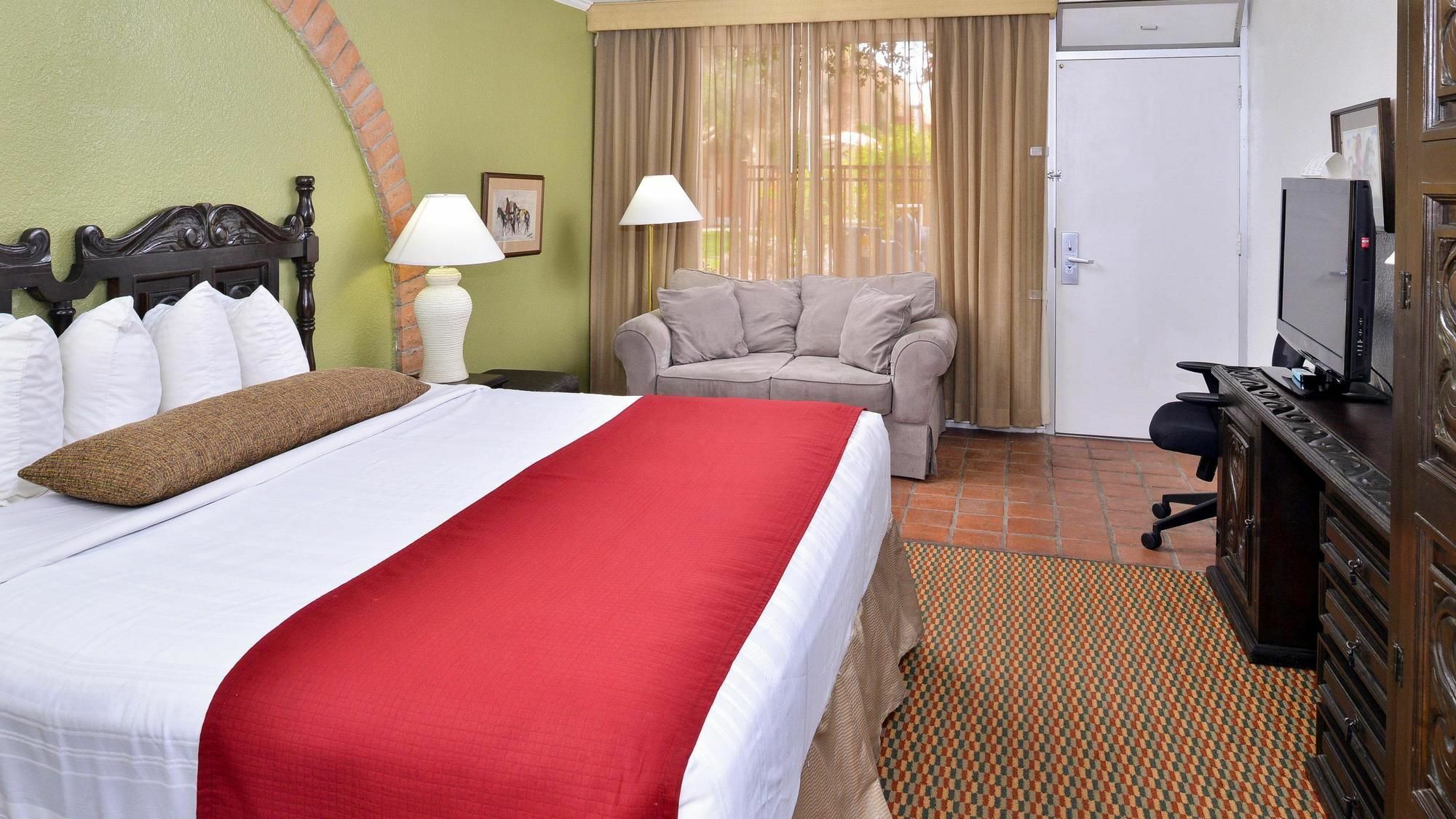 Western Papago & 3* Scottsdale