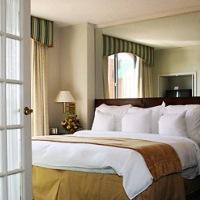 Marriott Old Town 3*