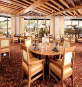 Marriott Old Town 3*