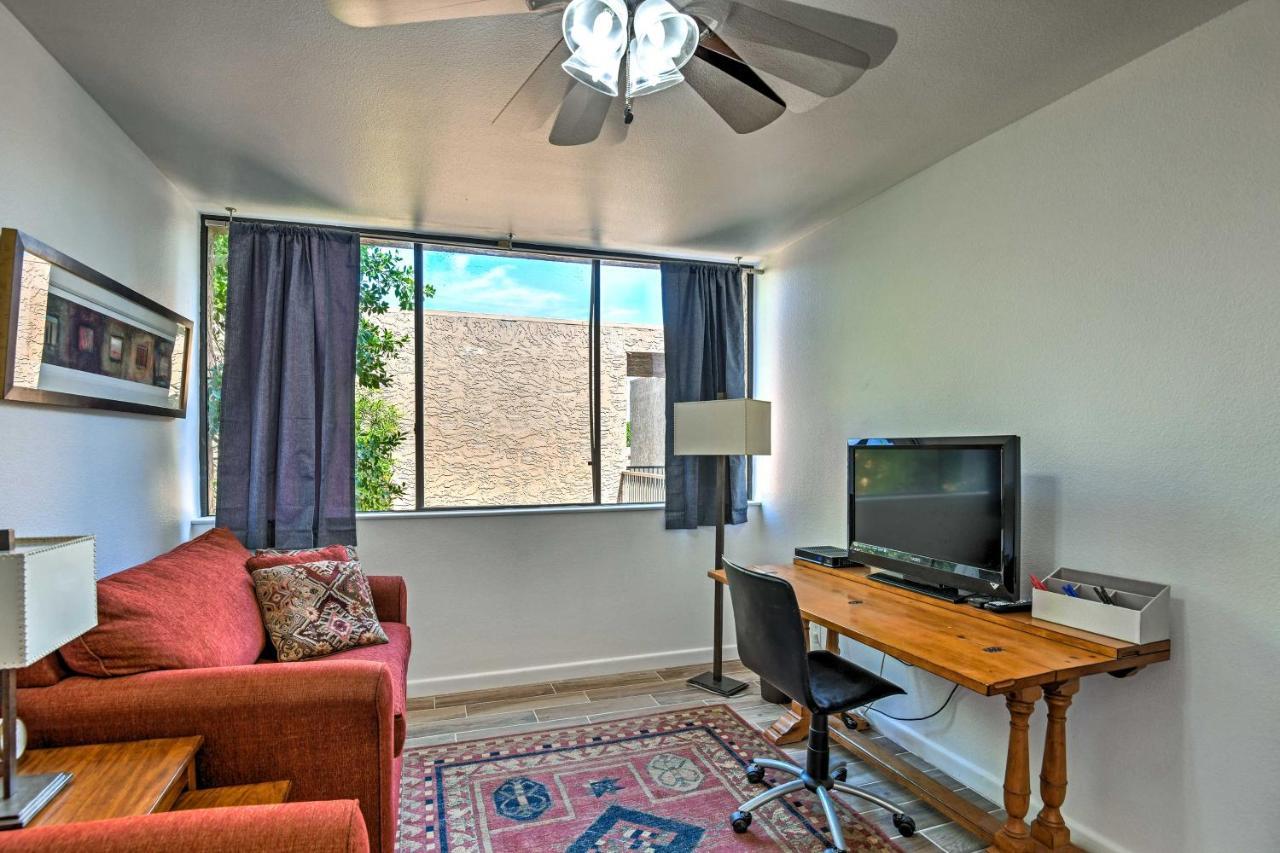 Apartment With Pool And About 3 Mi To Old Town Scottsdale
